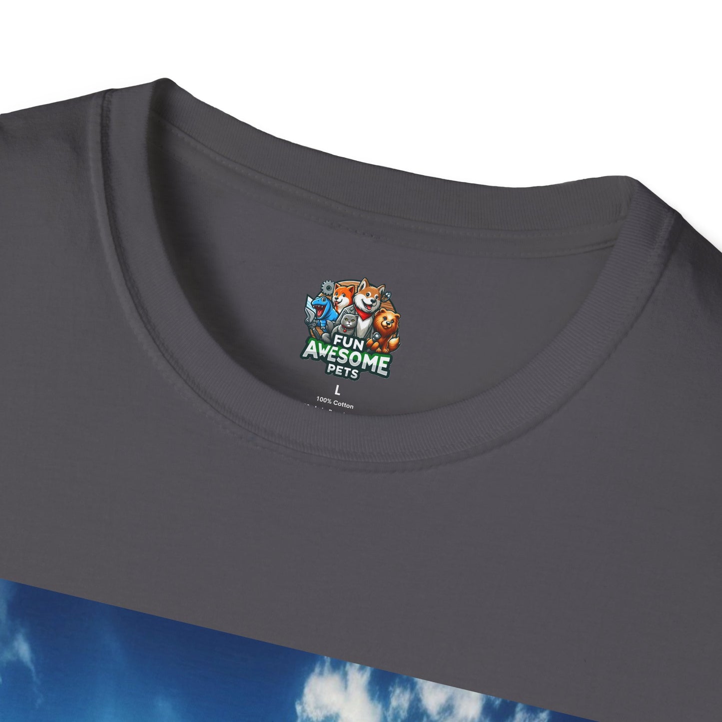 Bird flying into sun T-shirt